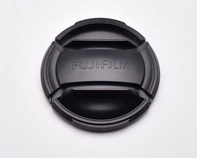 Fujifilm X 62mm Pinch Style Front Lens Cap (#9319) - Image 1 of 2