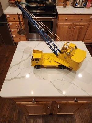 Grúa NYLINT CLARK MICHIGAN AÑOS 50 modelo T-24 con cubo Foto 1 de 4