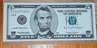 1999 $5 Federal Reserve Note -- Uncirculated  - Choice - Pristine  M-660 - Image 1 of 4