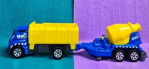 Matchbox Hitch & Haul Tilt 'n' Tip Truck blau & gelb Diecast Construction 02 - Bild 1 von 5