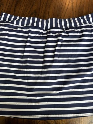 Lands' End Women’s Size 16 Deep Sea Navy Blue & White Striped Swim Skirt Bottom - Image 1 of 4