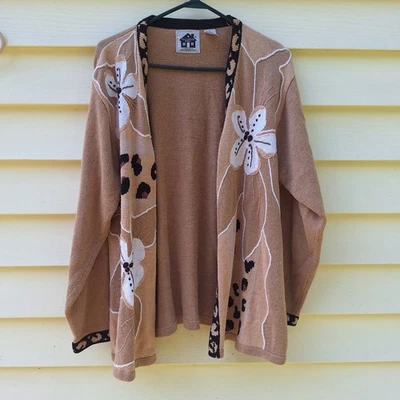 Cárdigan STORYBOOK KNITS 1X Tostado Cuentas Lentejuelas Bordado Adornado Flor Foto 1 de 4