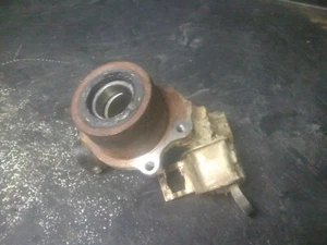 87-02 Suzuki Front Front Left Knuckle # 51241-19B01 Quadrunner 250 LT-F250 2WD - Picture 1 of 4