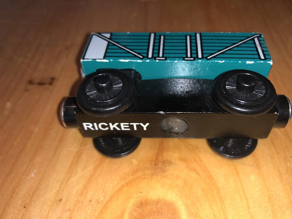 Thomas the Train & Friends деревянный железнодорожный бак двигателя - шаткий редкая - Изображение 1 из 1