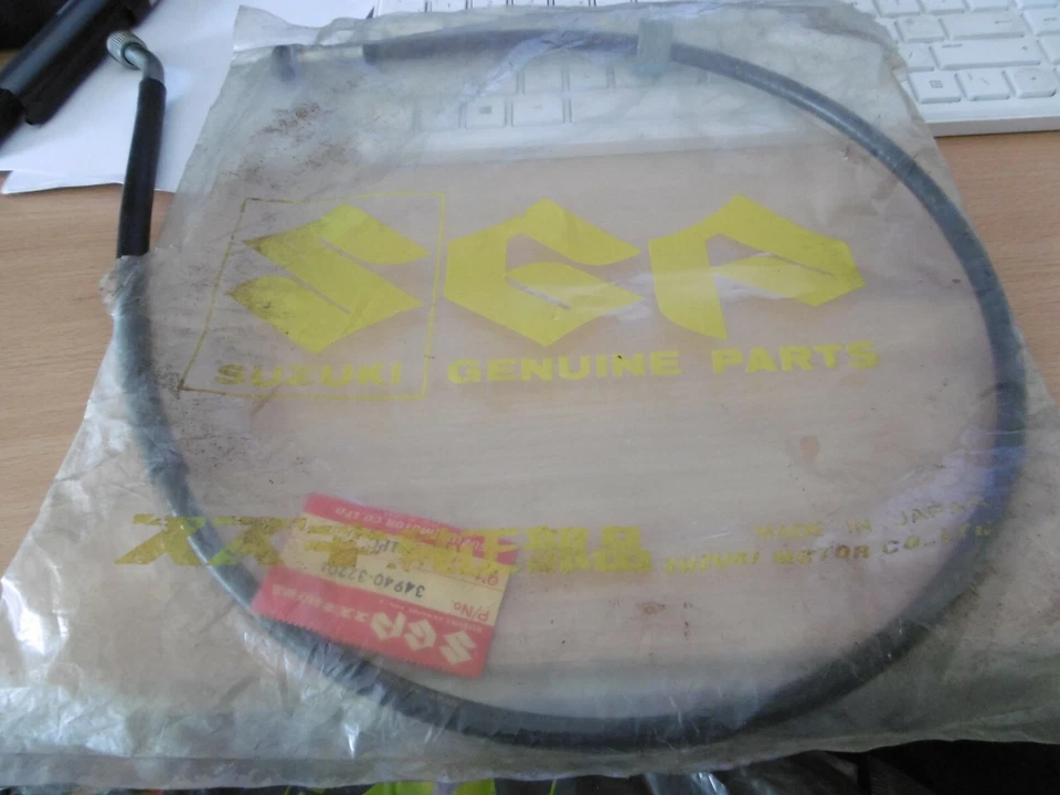 CABLE DE CONTADOR DE REVOLUCIONES TACÓMETRO ORIGINAL SUZUKI 34940-32201 TS185 Foto 1 de 1