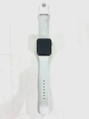 Apple Watch Series 2 42mm Estuche Aluminio Banda Deportiva Blanca | Para Piezas Foto 1 de 4