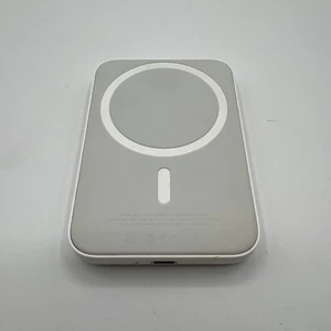Apple MagSafe A2384 Lightning Batterie Chargeur Banque Blanc OEM Livraison Rapide EUC - Photo 1 sur 7