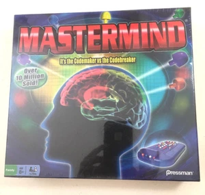 New Mastermind Game It's The Codemaker vs The Codebreaker Pressman 2009 Hasbro - Picture 1 of 4