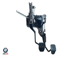 Volkswagen Transporter T6 T28 Accelerator and Brake Pedal Box 7E2721057C - Picture 1 of 9