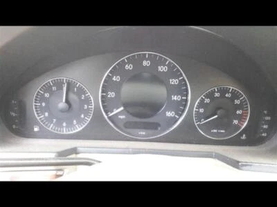 Medidor de velocímetro usado se adapta a: Mercedes-benz Mercedes clase e 211 2005 tipo clúster Foto 1 de 4