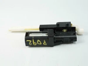 2000 - 2006 Mercedes Benz Cl Class W215 Headrest Adjustment Motor Lh Left Front - Picture 1 of 8