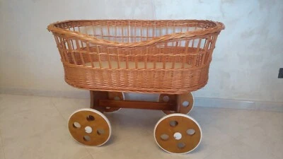 Culla in vimini USATA - Immagine 1 di 4