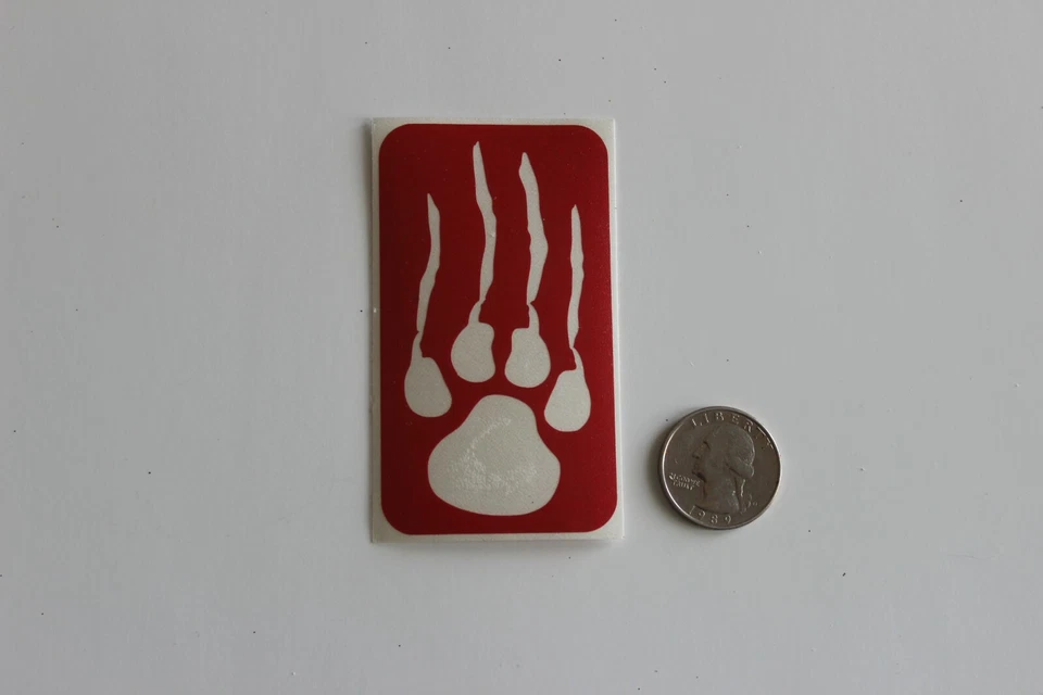 Claw with Scratches Glitter Tattoo Stencil Pack - Image 1 of 1