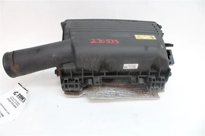 CAJA FILTRO AIRE MERCEDES-BENZ C250 C300 C350 C63 2016 16 2740901801 1317771 Foto 1 de 4