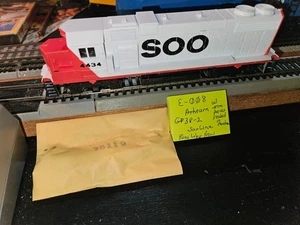 HO GUAGE, SOO LINE DIESEL, ATHEARN, NEW SEALED PARTS ENVELOPE, SEE VIDEO - Picture 1 of 6