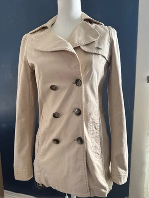 女式 Lacoste 卡其色短风衣夹克 EU 38 长袖领纽扣 — 第 1/4 张图片