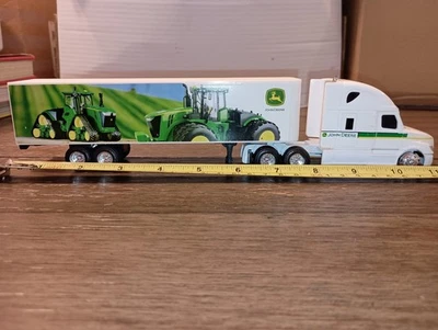 Semirremolque para camión Ertl John Deere* Faltan neumáticos delanteros* *VER TODAS LAS FOTOS*VER FOTOS* Foto 1 de 4