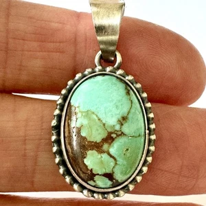 Navajo Türkis Anhänger 1,25 Zoll Sterling matt signiert Skeets Indianer - Bild 1 von 7