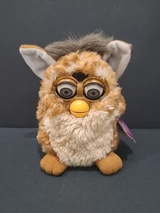Jirafa Furby Modelo 70-800 de Colección NO FUNCIONA Jirafa Marrón Blanco Ojos Azules - Imagen 1 de 4