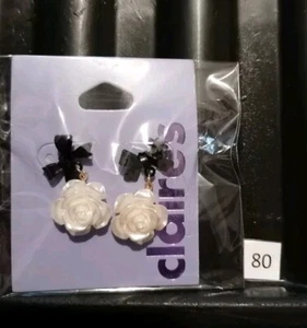 claires accessories earrings - Picture 1 of 1