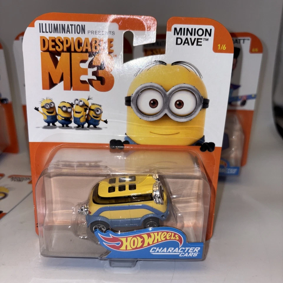 Hot Wheels Despicable Me 3 Minion Dave Diecast Character Car #1/6 new - Image 1 of 2