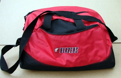 MCDONALDS SMILE PORTLAND TRAIL BLAZERS TOTE GEAR BAG Cover