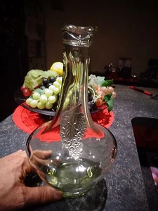 Carafe à décanter et Servir le Vin et son Décor Feuille de Vigne Raisin en Etain - Imagen 1 de 6