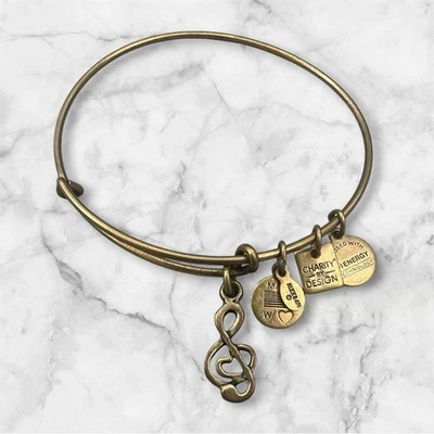 Pulsera Alex and Ani Tono Bronce Clave Agudos Dije  Foto 1 de 4