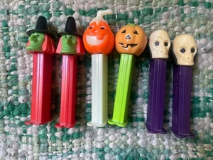 Vintage Lot (6) Halloween Witches Pez Dispenser’s Pre-Owned  - Picture 1 of 4
