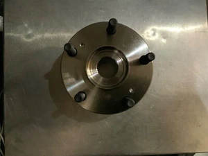 Honda Accord Wheel Hub 2008-2012 Driver OR Passenger Side | Front | 5 Lugs - Foto 1 di 4