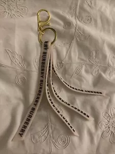 Original Burberry London Tasche Charm Schlüsselring Anhänger rosa, schwarz & gold - Bild 1 von 6