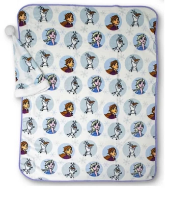Disney Frozen II 2 piezas. Juego de manta de viaje y sombrero de Papá Noel precio de venta sugerido por el fabricante $38 nuevo con etiquetas Foto 1 de 3