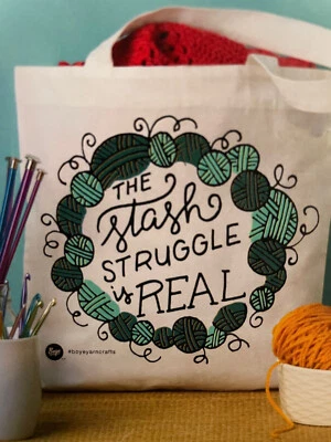 Bolso de Mano Boye Stash Struggle Is Real Tejido a Ganchillo Foto 1 de 4