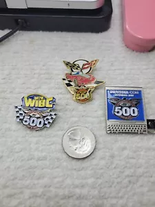 3 Spille Cappello EDIZIONE LIMITATA Indy 500 Wibc, Indy Star, Chevy - Foto 1 di 7