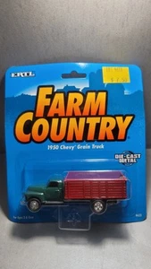 Ertl Farm Country 1950 Chevy Grain Truck Diecast 1:64 - Picture 1 of 2