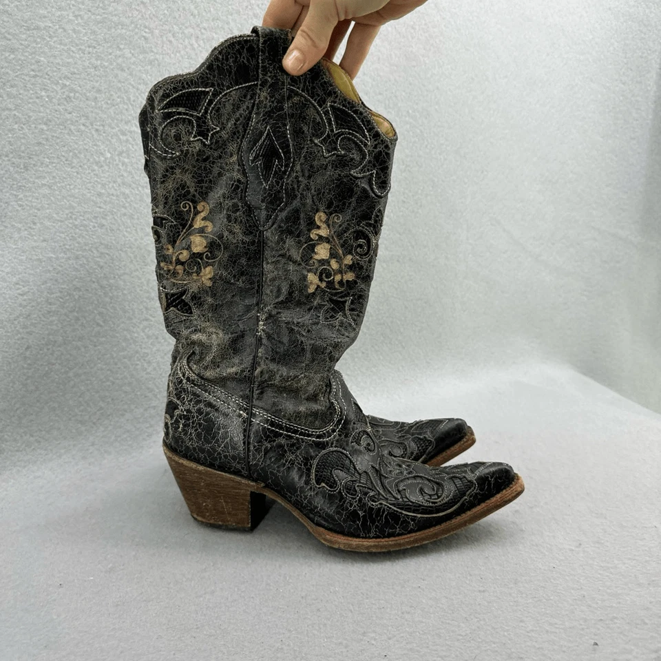Botas vaqueras Corral para mujer de cuero envejecido punta negra talla 6,5 W Foto 1 de 4