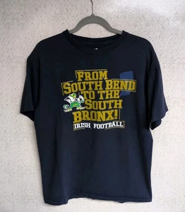 Majestic NCAA Notre Dame irisches Fußballtrikot Medium South Bend bis South Bronx - Bild 1 von 7