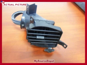 2001-2006,HYUNDAI SANTA FE PASSENGER(RIGHT ) FRONT DOOR HEATER A/C FAN VENT,OEM - Picture 1 of 5