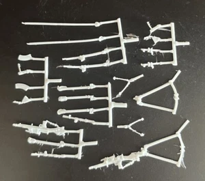 1/35 Resin Bren Guns mit Halterungen und Stativ - Bild 1 von 4