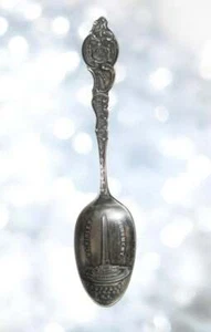 Sterling Silver New York Souvenir Spoon 1945 Buffalo, NY MC. Kinley Monument 16g - Picture 1 of 5