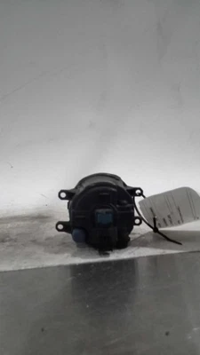 Conjunto de luces antiniebla izquierda Toyota Sienna 2016 rojo fabricante de equipos originales 191934 usado 131 k millas Foto 1 de 3