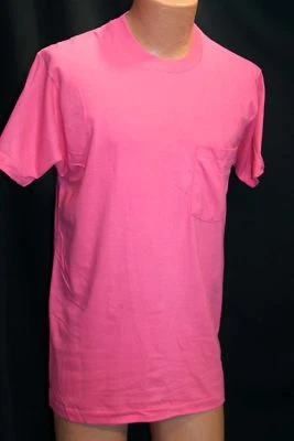 Camiseta de Bolsillo para Hombres M De Colección Años 80 EE. UU. EN BLANCO Fruta del Telar 100% Algodón ROSA Foto 1 de 4