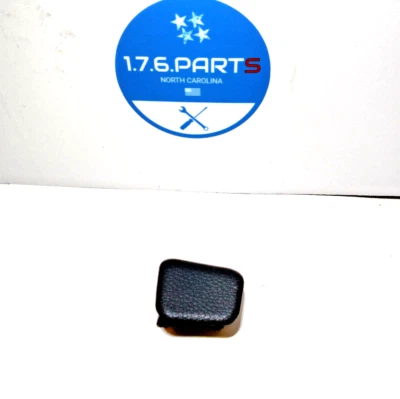 2007 INFINITI FX35 REAR Trunk Panel Bolt Cover Tailgate OEM 03 04 05 06 07 08 Foto 1 de 3