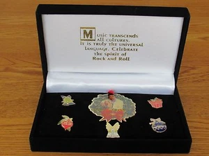 Elvis Presley Christmas Celebrate The Spirit of Rock & Roll 6 Pin Boxed Set HRC - Bild 1 von 10