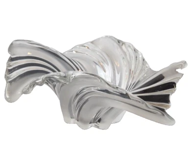 Vaso decorativo peça central MIKASA Belle Epoque tigela de vidro ondulado assimétrico - Imagem 1 de 4