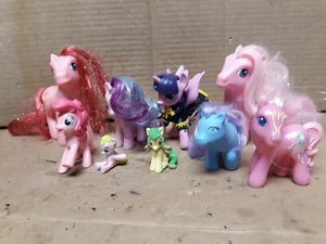 MY LITTLE PONY 7 Stück plus 2 verschiedene Figuren #17 - Bild 1 von 9