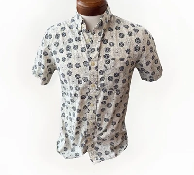 Club Monaco Men’s Slim Fit Short Sleeve Button Up Shirt Size S Floral White  - Image 1 of 4