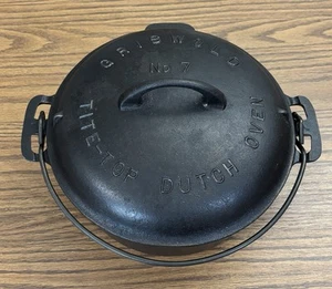 Griswold Iron #7 Dutch Oven Cast Correct Marks 1920 No Wobble Large Logo - Picture 1 of 9