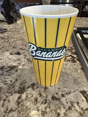 Сувенирный кубок Savannah Bananas стадион Янки Бронкс Нью-Йорк 9/14/2025 - Изображение 1 из 2