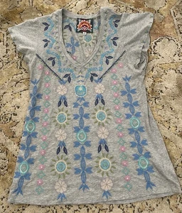 Johnny Was Oriel Flatterärmel T-Shirt bestickt Gr. XS - Bild 1 von 7